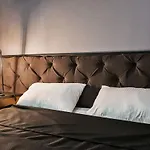 Apartman три дворівневі квартири для 12 гостей Odessza