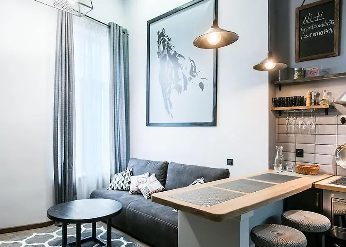 три дворівневі квартири для 12 гостей * Odessza