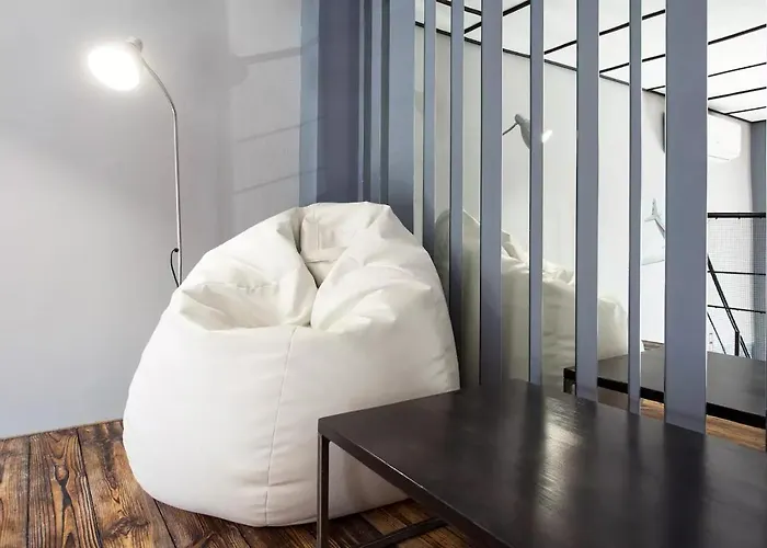 три дворівневі квартири для 12 гостей * Odessza