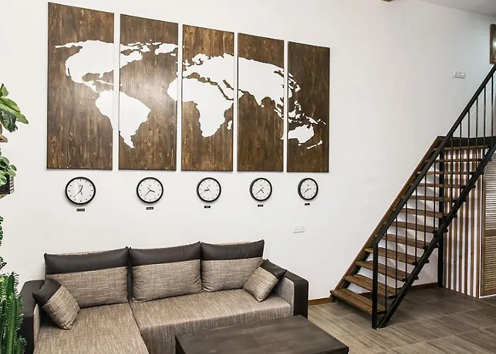 Apartman три дворівневі квартири для 12 гостей