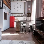 три дворівневі квартири для 12 гостей *